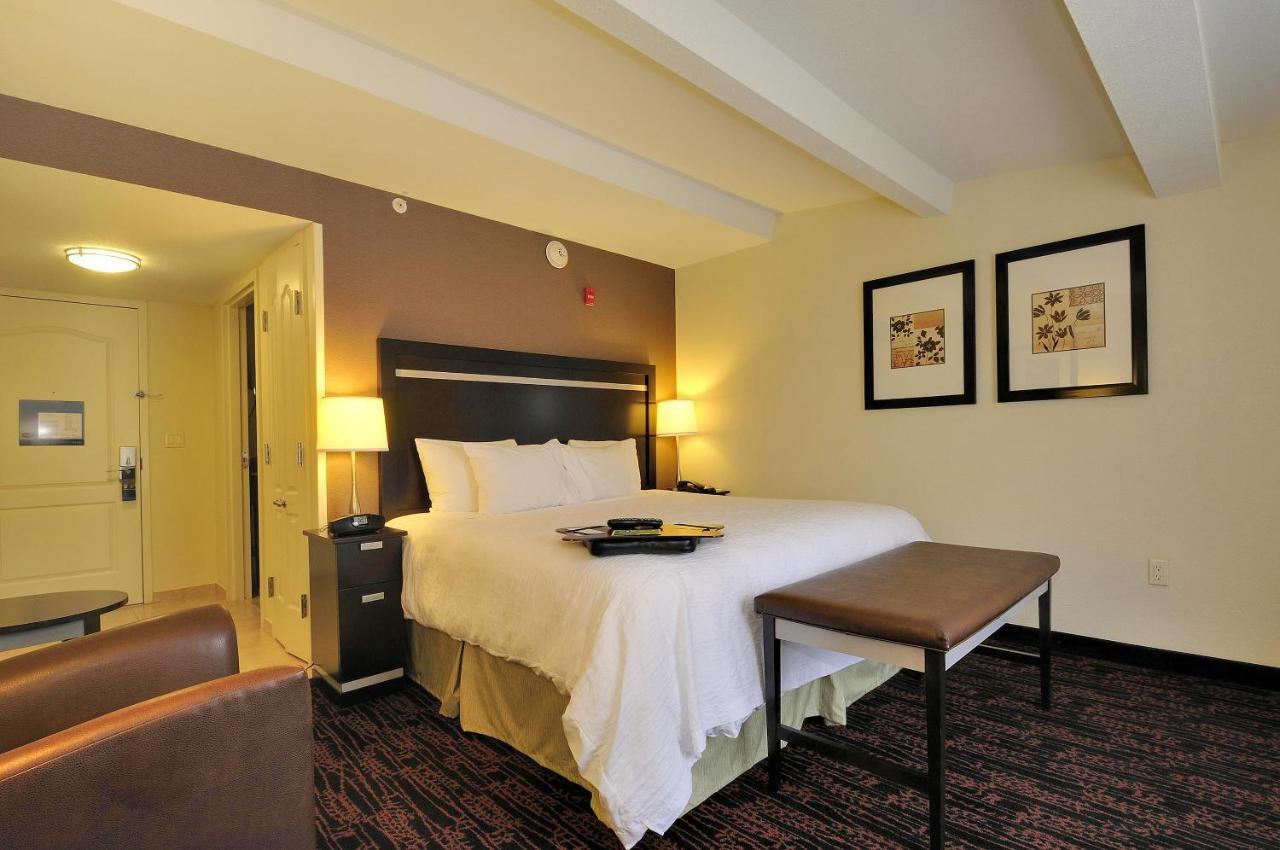 Hampton Inn Jericho - Westbury Εξωτερικό φωτογραφία