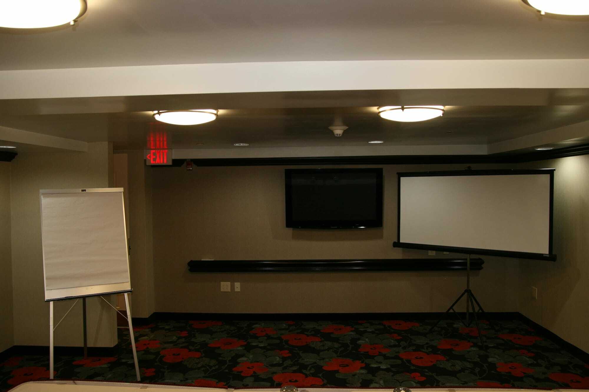 Hampton Inn Jericho - Westbury Ανέσεις φωτογραφία