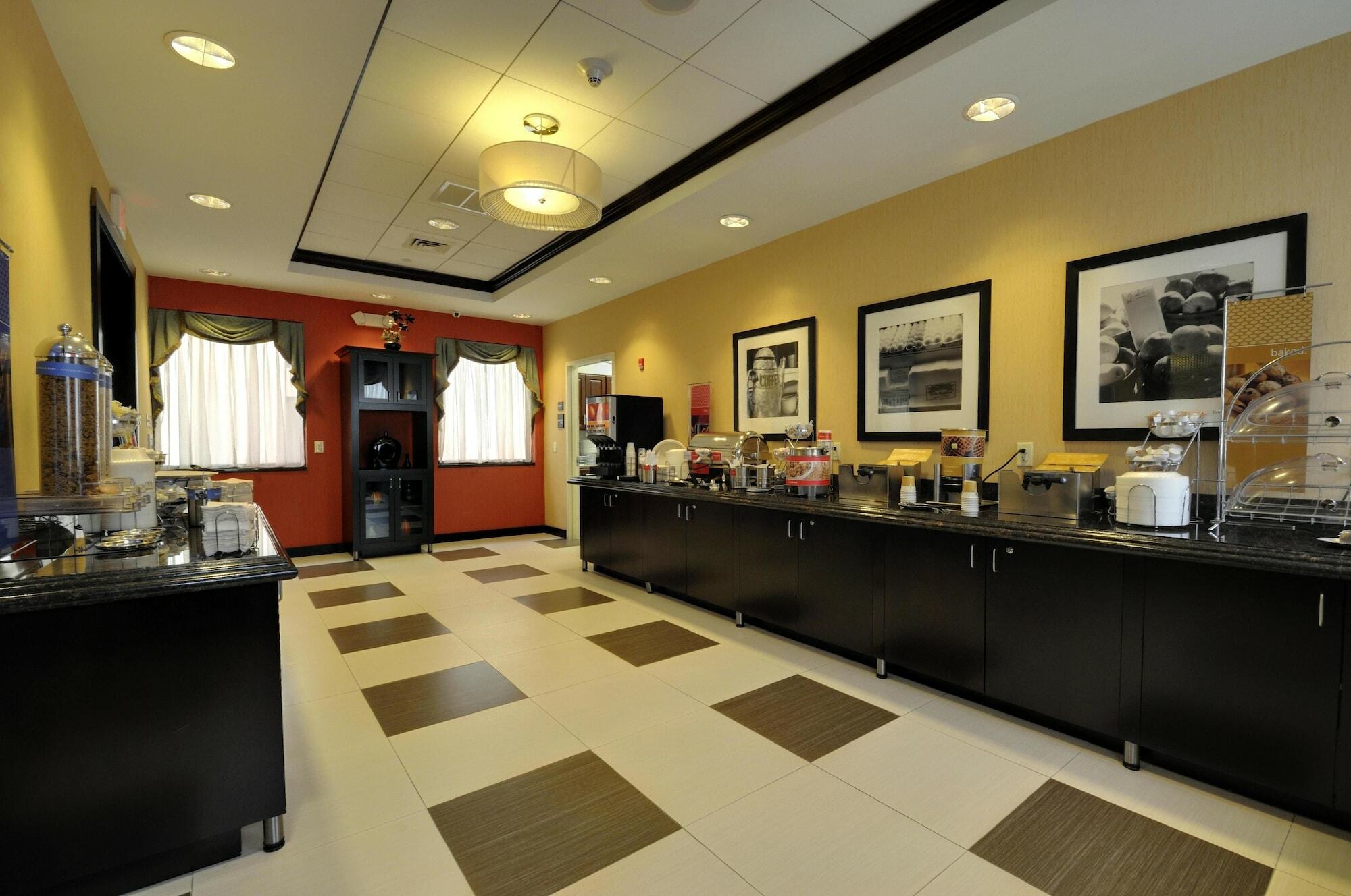 Hampton Inn Jericho - Westbury Εξωτερικό φωτογραφία